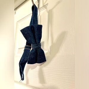 Denim bow tie. New.